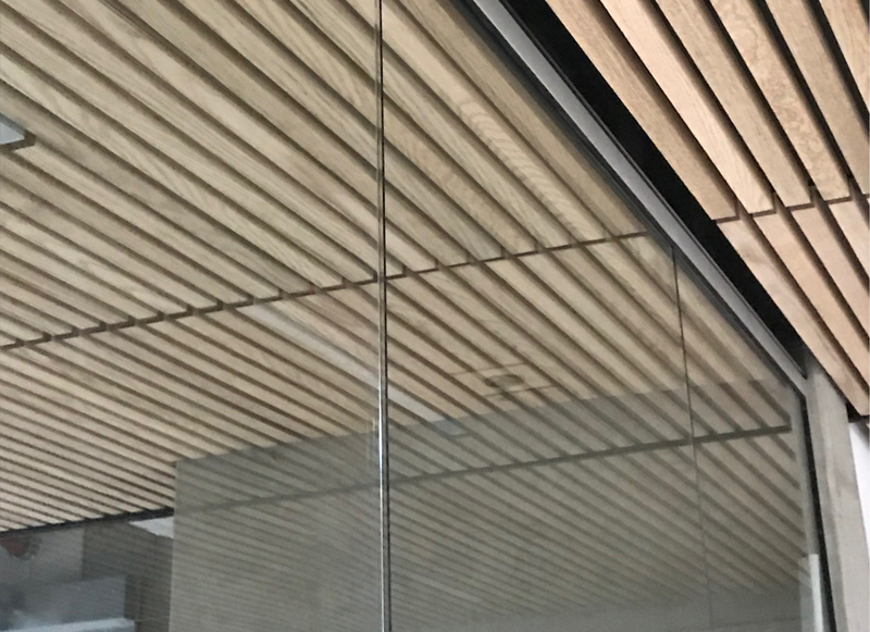 TP Lite glass wall