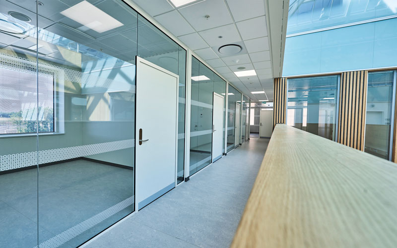 Triplan lite 34 43 dB glasvæg 12